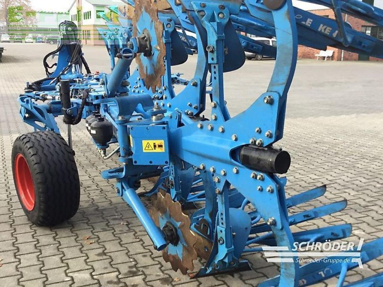 Lemken juwel 8 tcp v t 5 l 100 - Pulluk: fotoğraf 4 Lemken juwel 8 tcp v t 5 l 100 - Pulluk: fotoğraf 4
