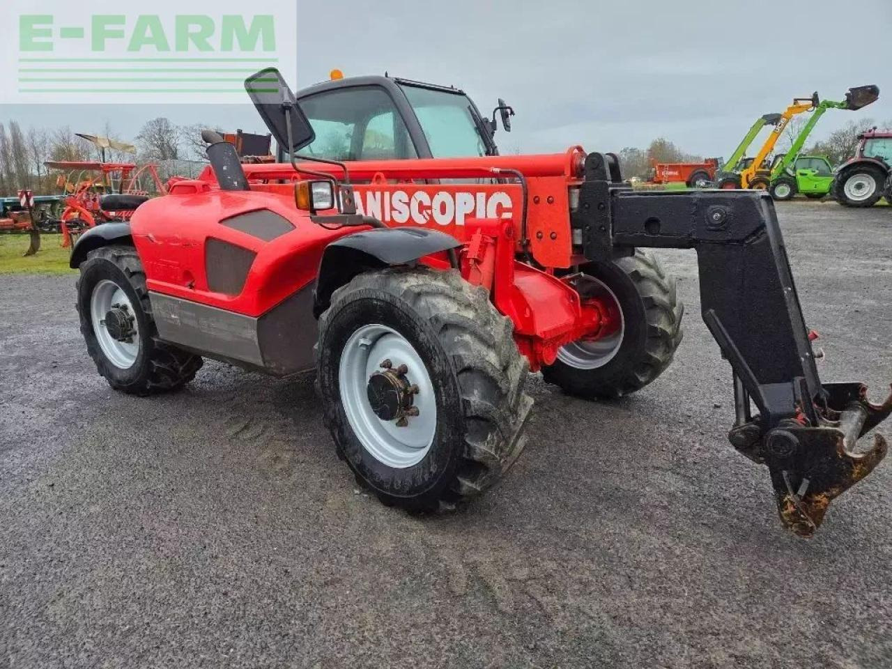 Manitou 1033 - Teleskopik yükleyici: fotoğraf 1 Manitou 1033 - Teleskopik yükleyici: fotoğraf 1