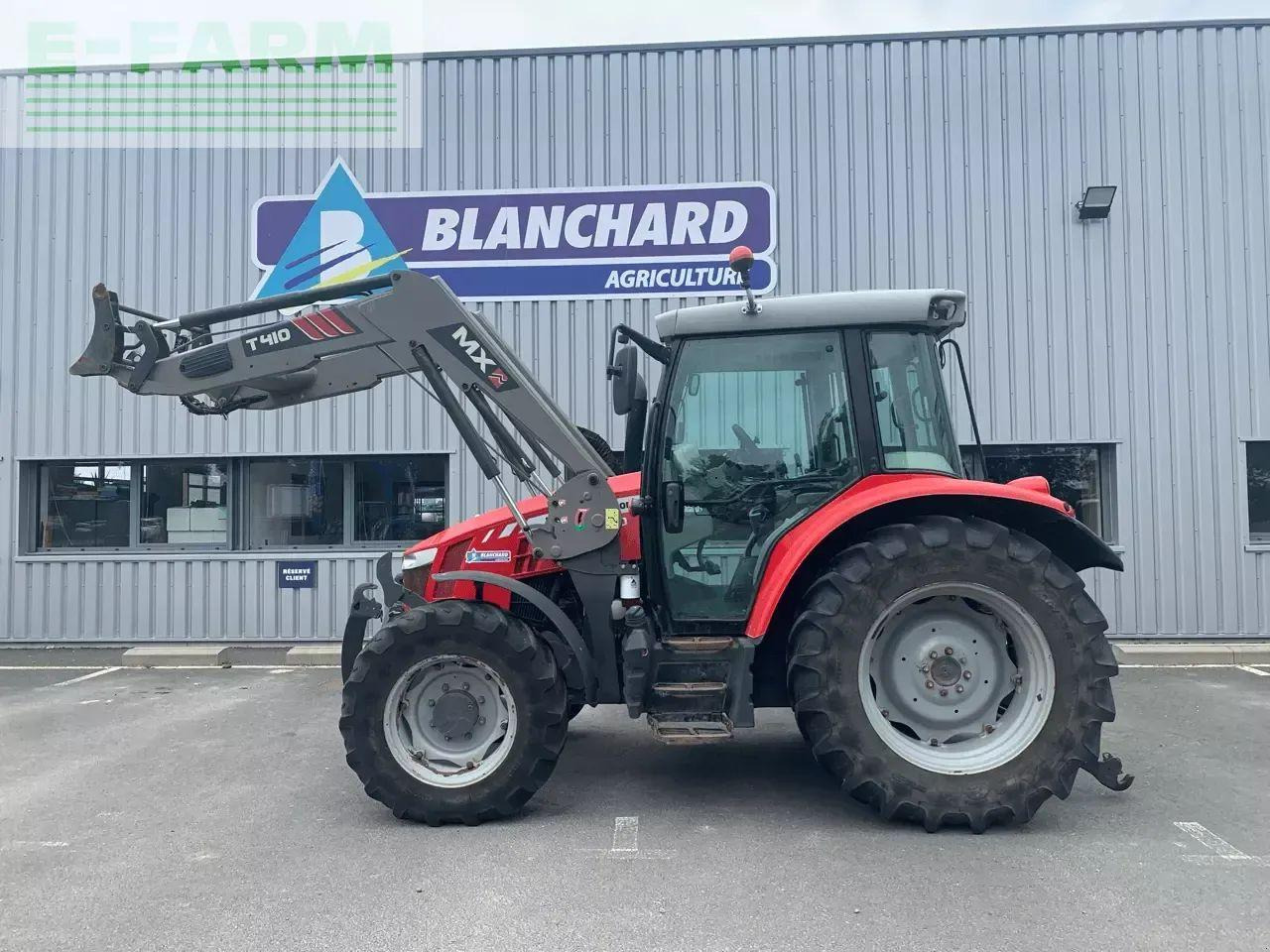 Massey Ferguson 5610 - Traktör: fotoğraf 1 Massey Ferguson 5610 - Traktör: fotoğraf 1