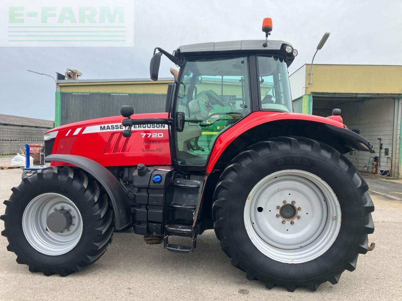 Massey Ferguson 7720 - Traktör: fotoğraf 2 Massey Ferguson 7720 - Traktör: fotoğraf 2