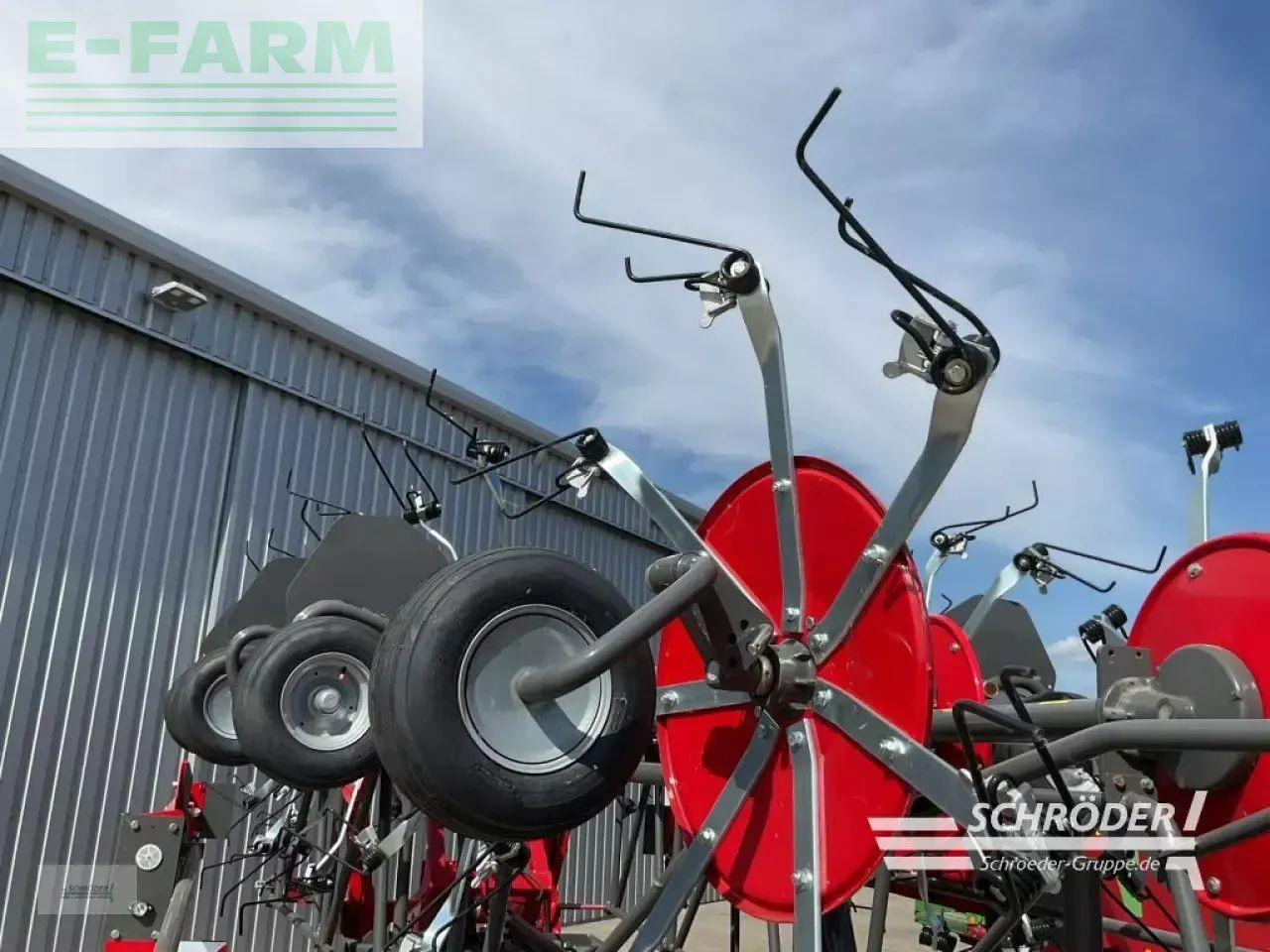 Massey Ferguson td 1310x trc (lotus 1250 t) - Ot toplama tırmığı: fotoğraf 3 Massey Ferguson td 1310x trc (lotus 1250 t) - Ot toplama tırmığı: fotoğraf 3