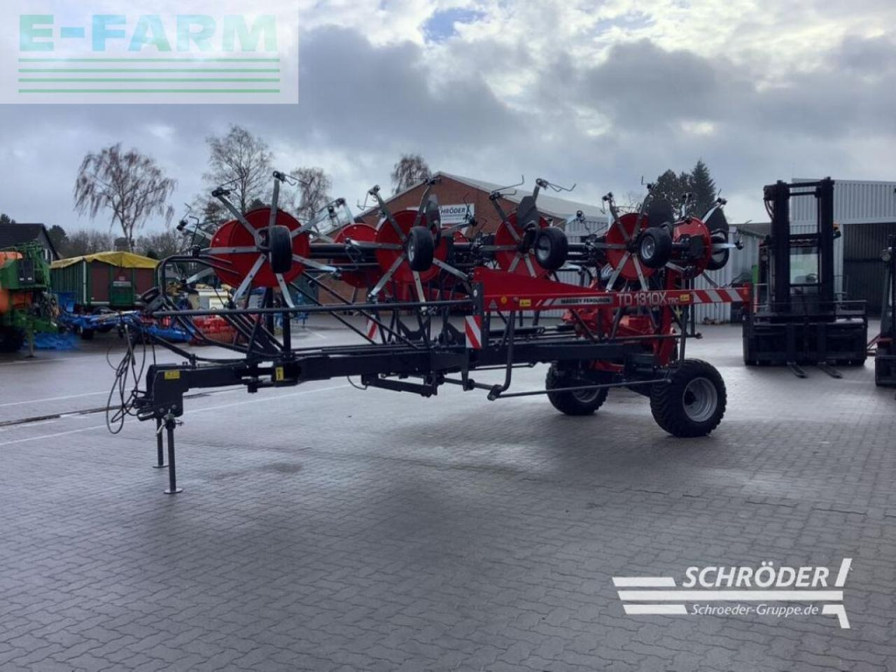 Massey Ferguson td 1310x trc (lotus 1250 t) - Ot toplama tırmığı: fotoğraf 3 Massey Ferguson td 1310x trc (lotus 1250 t) - Ot toplama tırmığı: fotoğraf 3