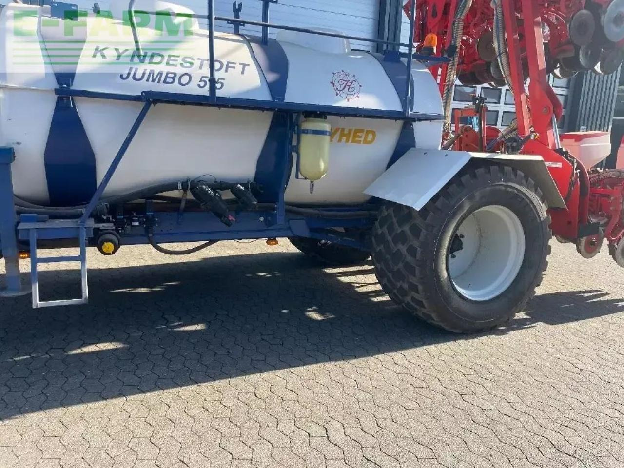 Hassas ekim makinesi Mustang med flydende gødningsudstyr: fotoğraf 8