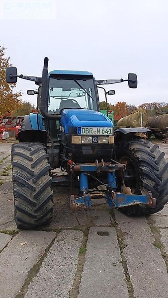 New Holland 8560 - Traktör: fotoğraf 4 New Holland 8560 - Traktör: fotoğraf 4