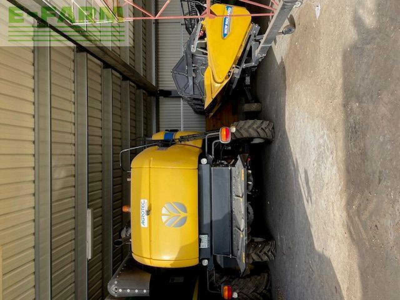 New Holland CX6090 - Biçerdöver: fotoğraf 4 New Holland CX6090 - Biçerdöver: fotoğraf 4