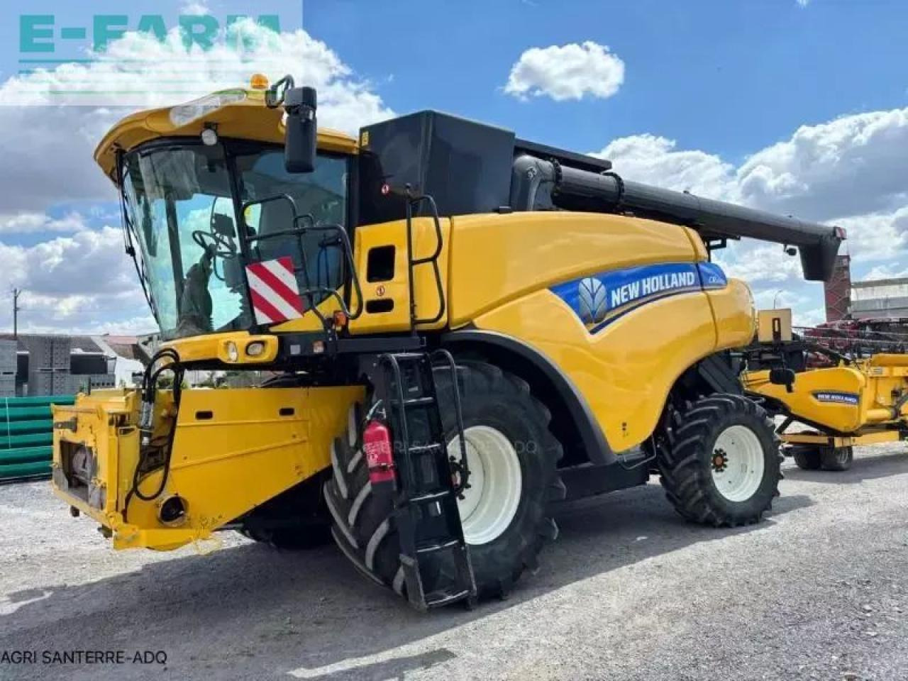 New Holland cr 8070 - Biçerdöver: fotoğraf 3 New Holland cr 8070 - Biçerdöver: fotoğraf 3