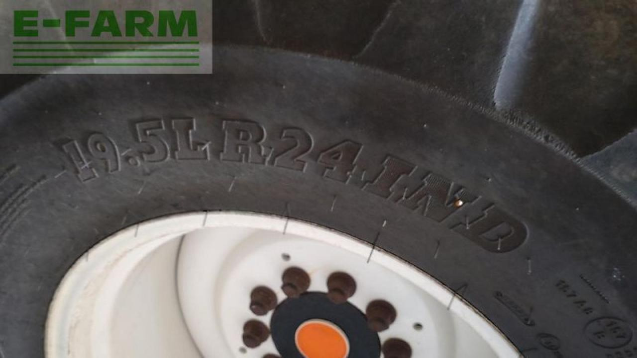 New Holland cx 8060 - Biçerdöver: fotoğraf 3 New Holland cx 8060 - Biçerdöver: fotoğraf 3