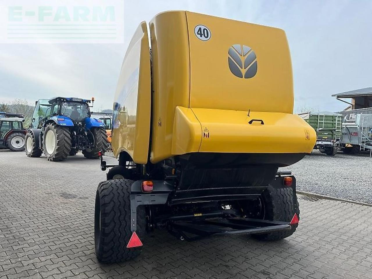 New Holland rb 180 c - Kare balya makinesi: fotoğraf 4 New Holland rb 180 c - Kare balya makinesi: fotoğraf 4