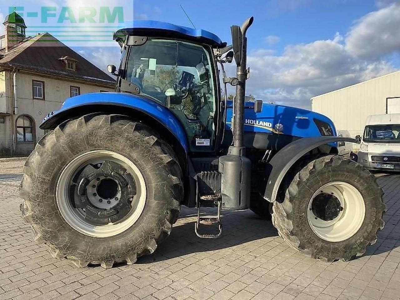 New Holland t 7.220 ac - Traktör: fotoğraf 2 New Holland t 7.220 ac - Traktör: fotoğraf 2