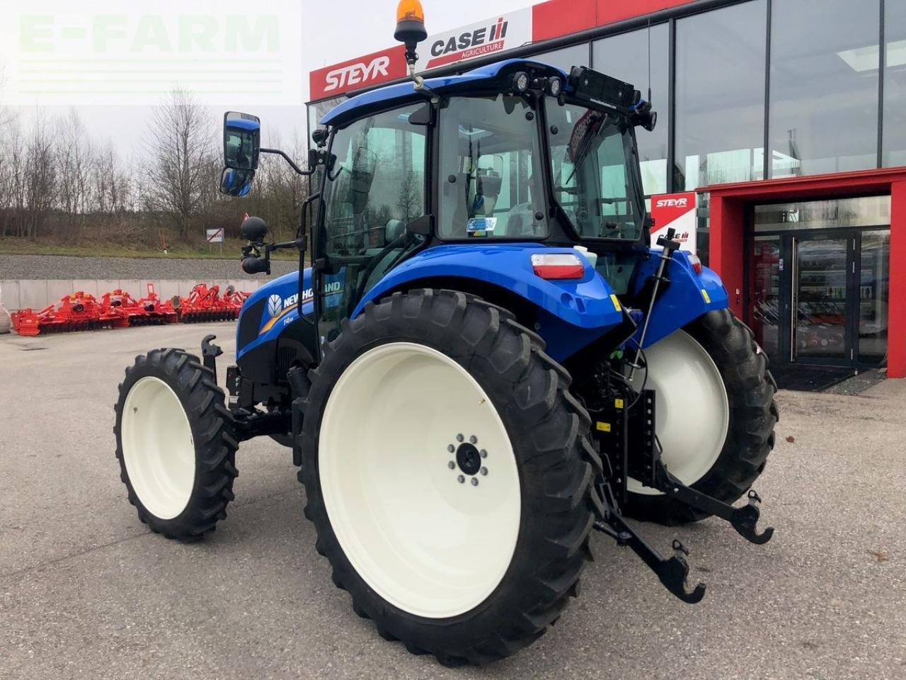 New Holland t4.55 stage v - Traktör: fotoğraf 4 New Holland t4.55 stage v - Traktör: fotoğraf 4