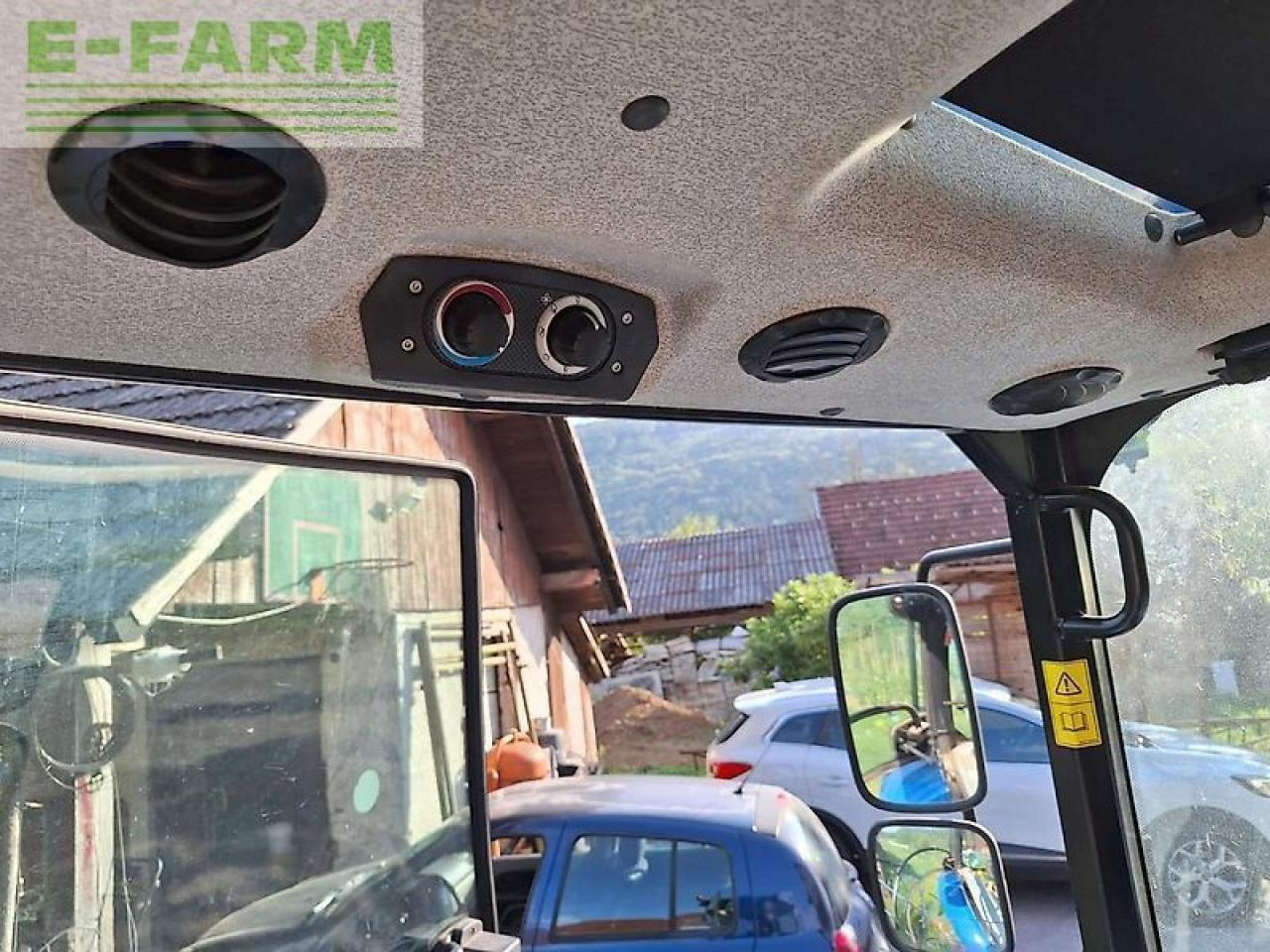 New Holland t4.75s S - Traktör: fotoğraf 4 New Holland t4.75s S - Traktör: fotoğraf 4