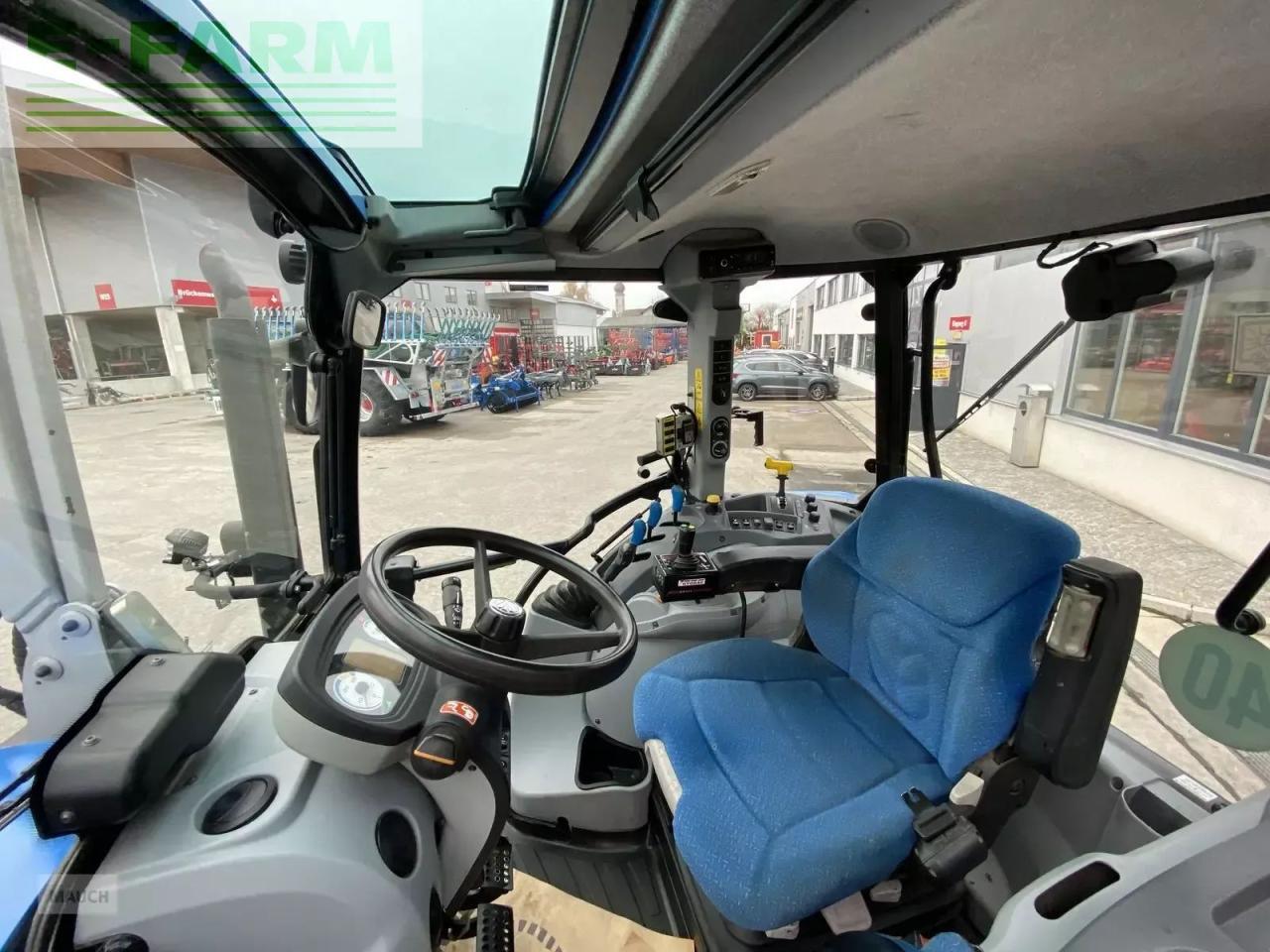 Traktör New Holland t5.105 electro command: fotoğraf 10