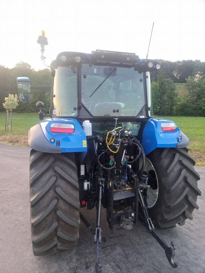 New Holland t5.110 dual command - Traktör: fotoğraf 4 New Holland t5.110 dual command - Traktör: fotoğraf 4