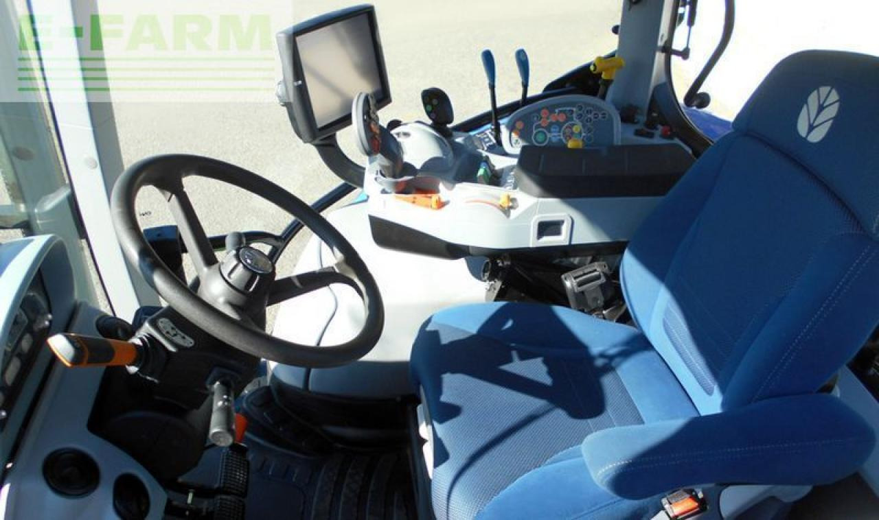 Traktör New Holland t5.110 dynamic command (stage v): fotoğraf 7