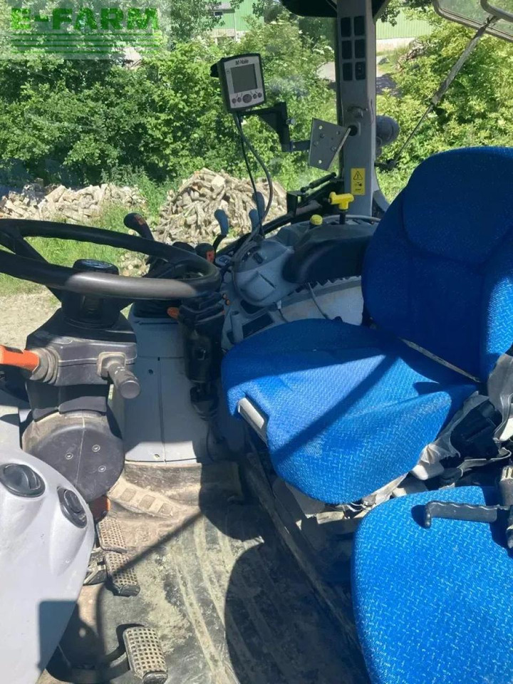 New Holland t6.140 dualcommand - Traktör: fotoğraf 4 New Holland t6.140 dualcommand - Traktör: fotoğraf 4