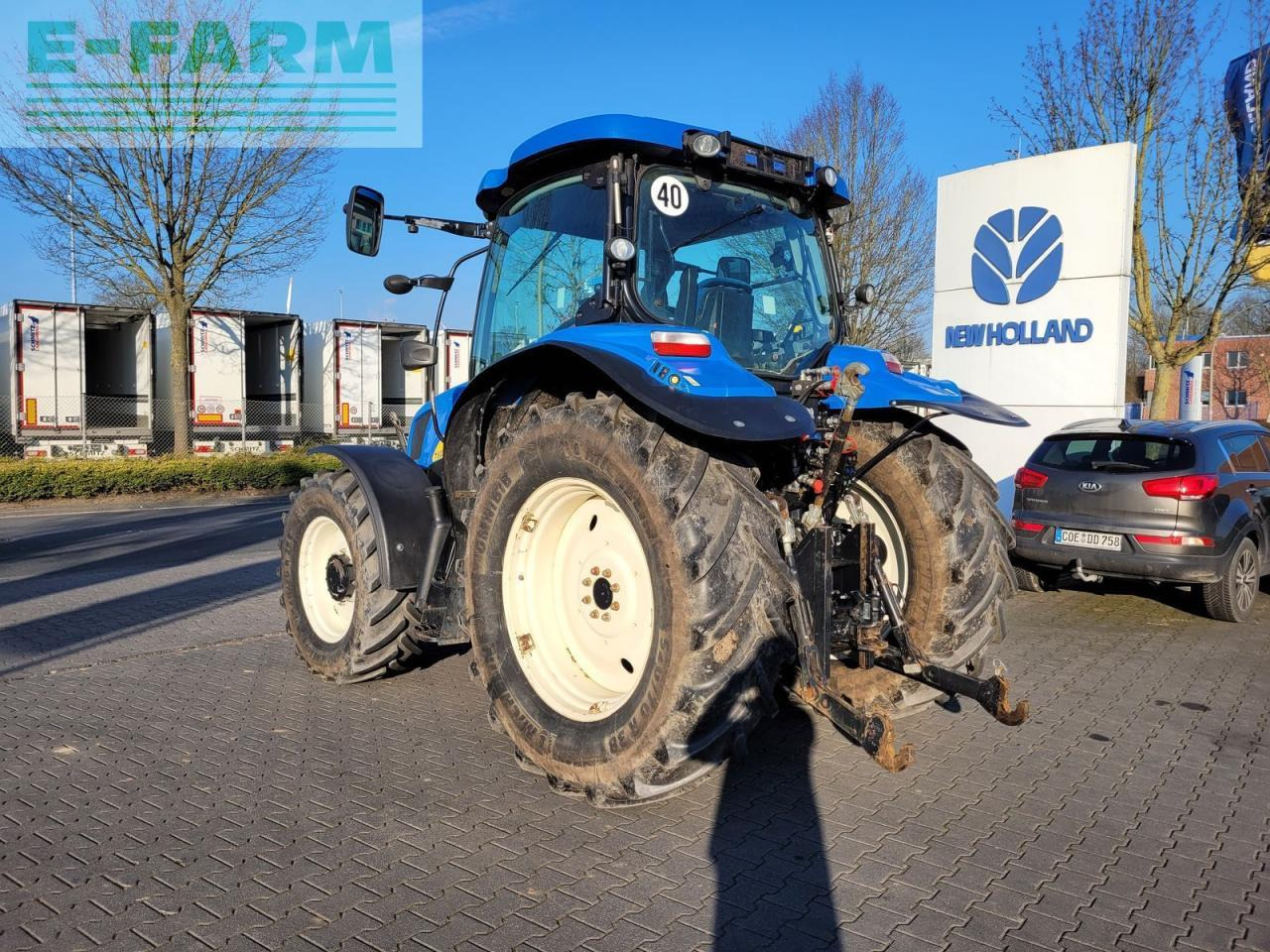 New Holland t6020 elite Elite - Traktör: fotoğraf 5 New Holland t6020 elite Elite - Traktör: fotoğraf 5