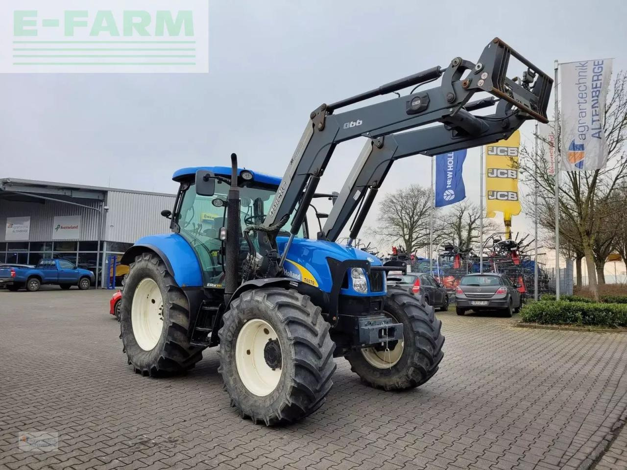 New Holland t6070 elite Elite - Traktör: fotoğraf 2 New Holland t6070 elite Elite - Traktör: fotoğraf 2