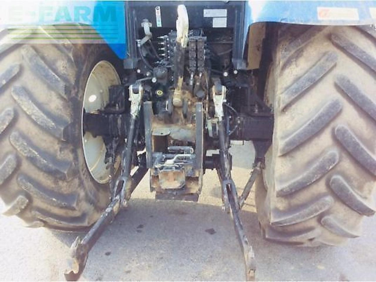 New Holland t7.185 - Traktör: fotoğraf 5 New Holland t7.185 - Traktör: fotoğraf 5