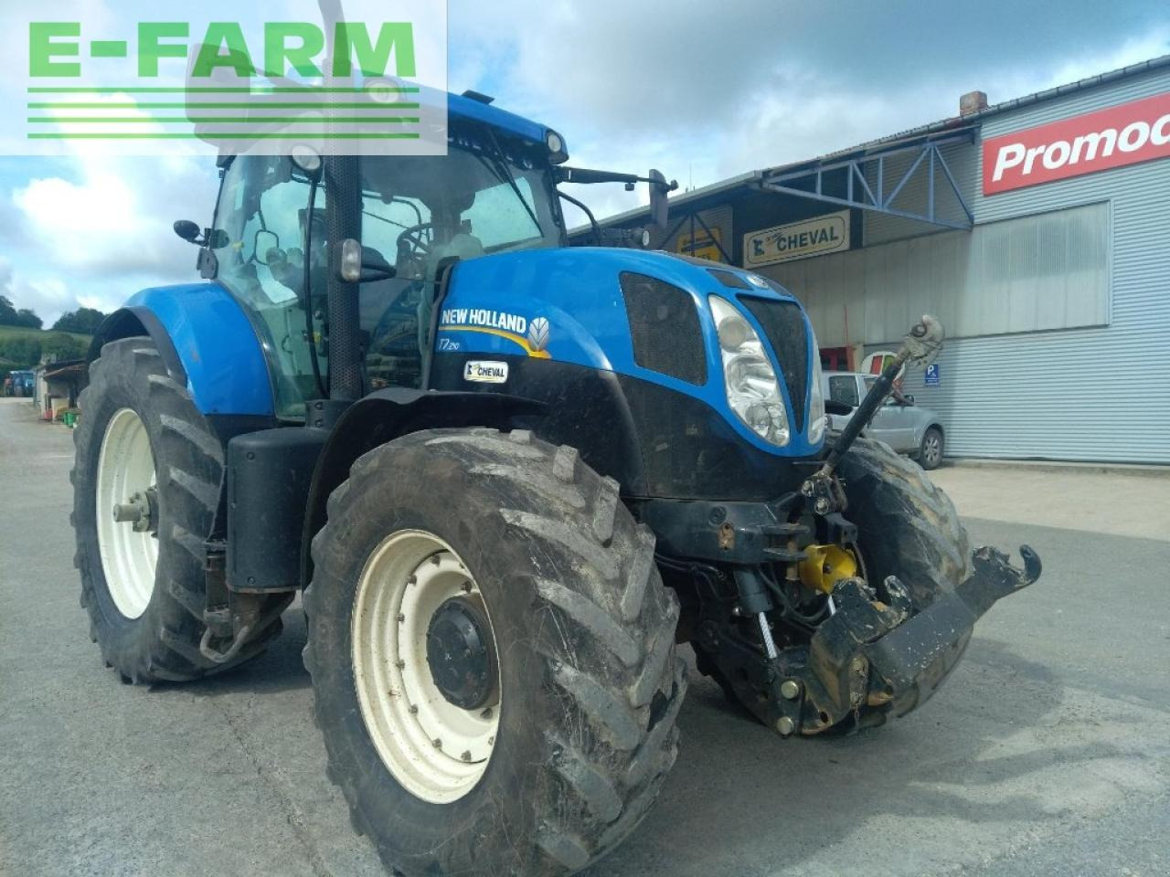 New Holland t7. 210 sw pc t4 - Traktör: fotoğraf 1 New Holland t7. 210 sw pc t4 - Traktör: fotoğraf 1