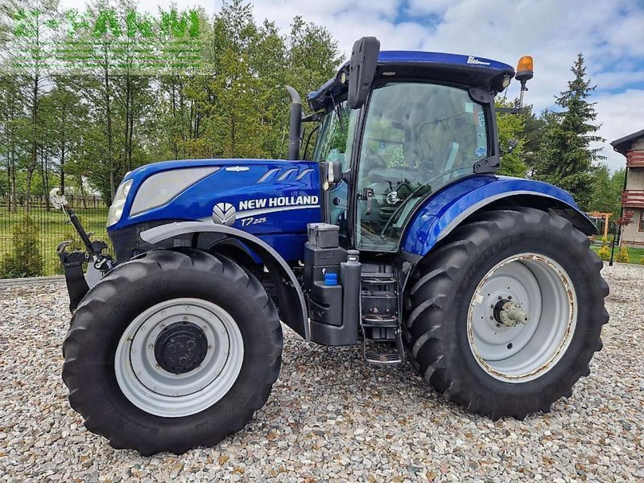 New Holland t7.225 autocommand blue power - Traktör: fotoğraf 3 New Holland t7.225 autocommand blue power - Traktör: fotoğraf 3