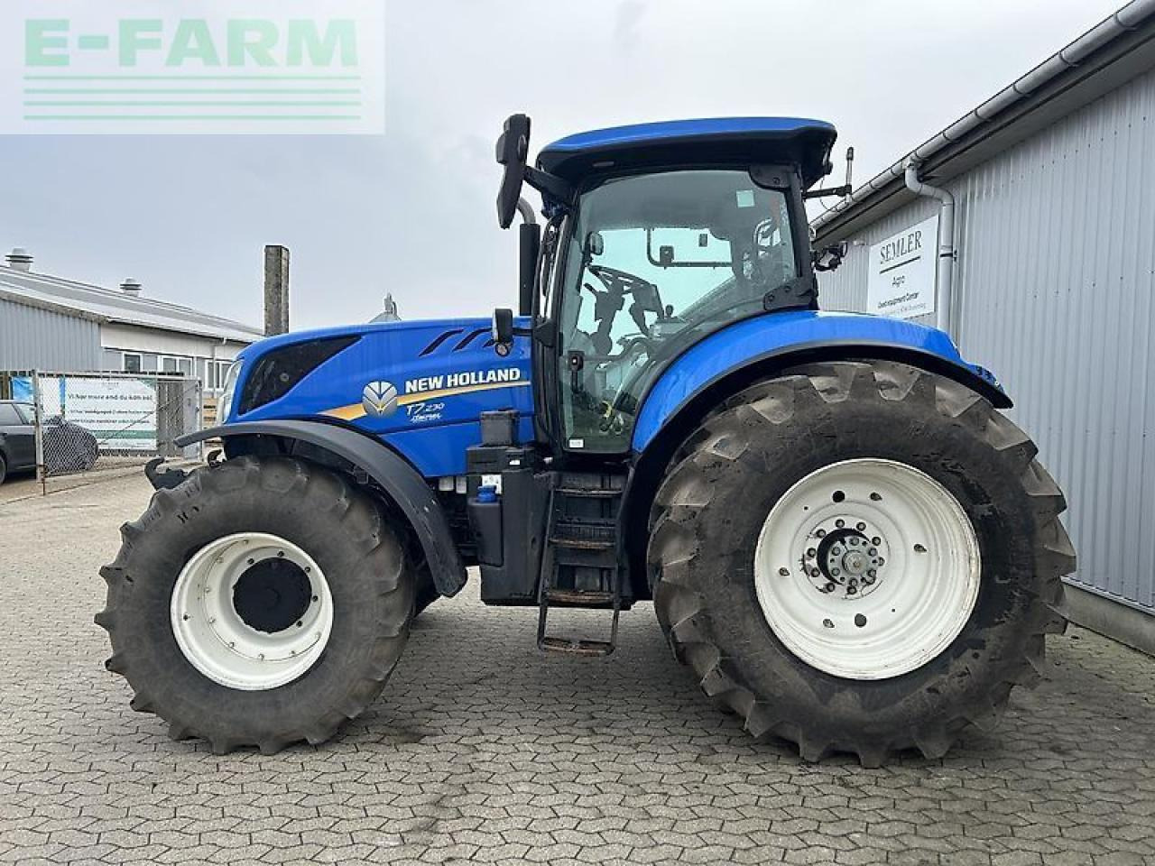 New Holland t7.230 - Traktör: fotoğraf 2 New Holland t7.230 - Traktör: fotoğraf 2