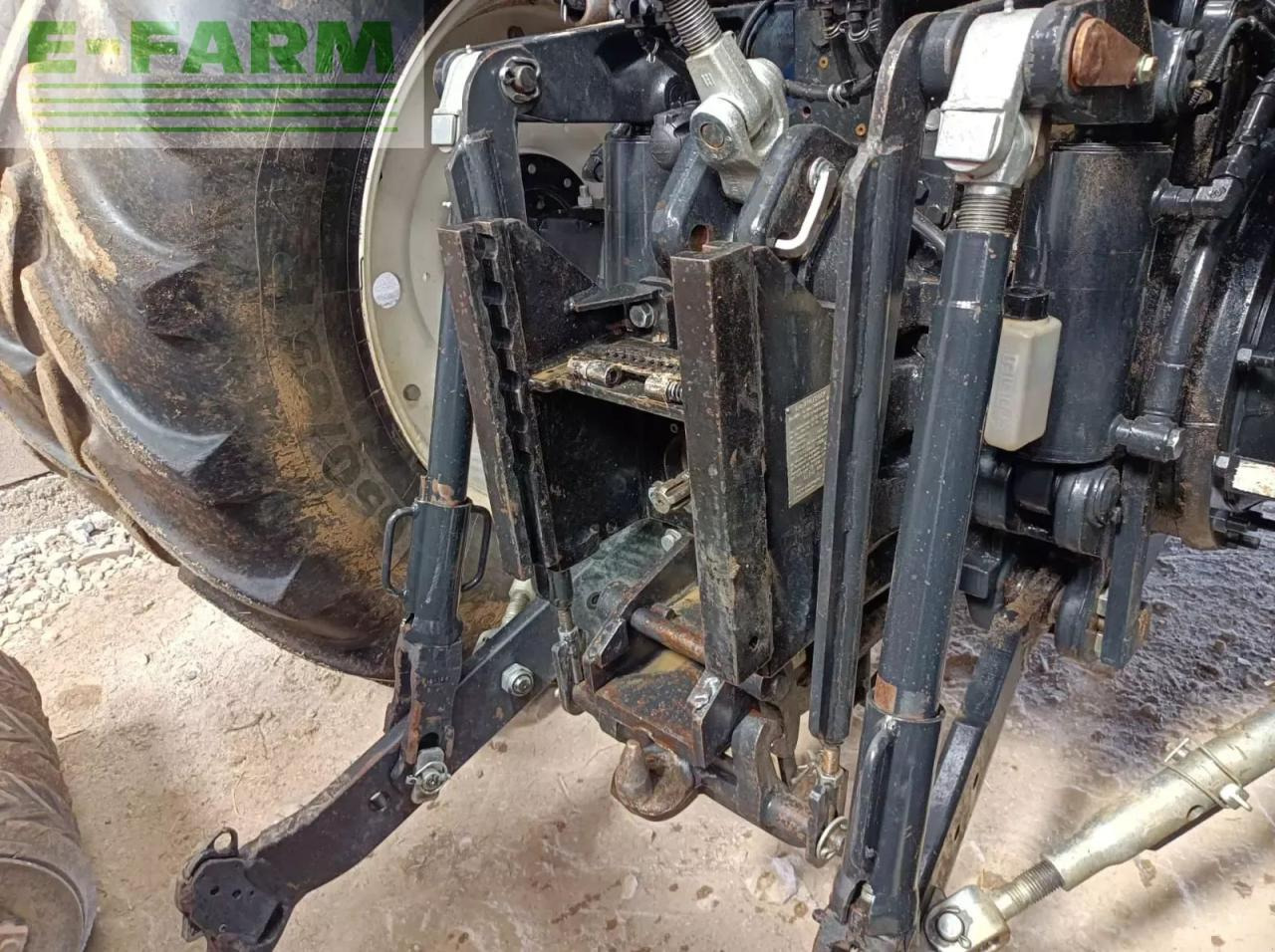 New Holland t7.230 - Traktör: fotoğraf 4 New Holland t7.230 - Traktör: fotoğraf 4