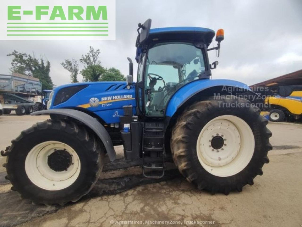 New Holland t7 230 - Traktör: fotoğraf 1 New Holland t7 230 - Traktör: fotoğraf 1