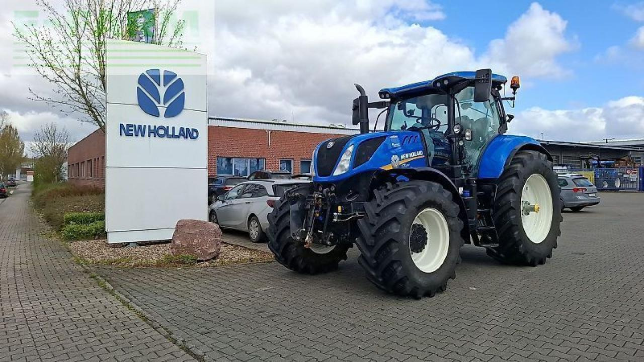 New Holland t7.230 ac - Traktör: fotoğraf 2 New Holland t7.230 ac - Traktör: fotoğraf 2