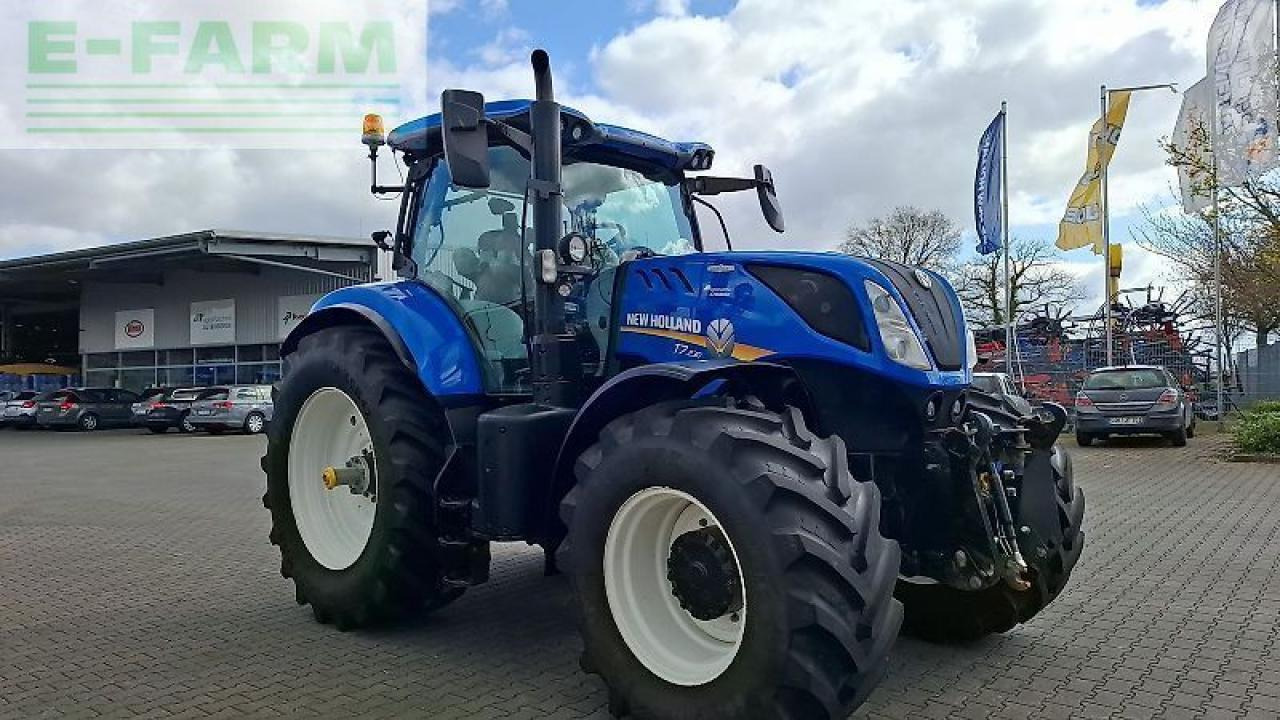 New Holland t7.230 ac - Traktör: fotoğraf 4 New Holland t7.230 ac - Traktör: fotoğraf 4