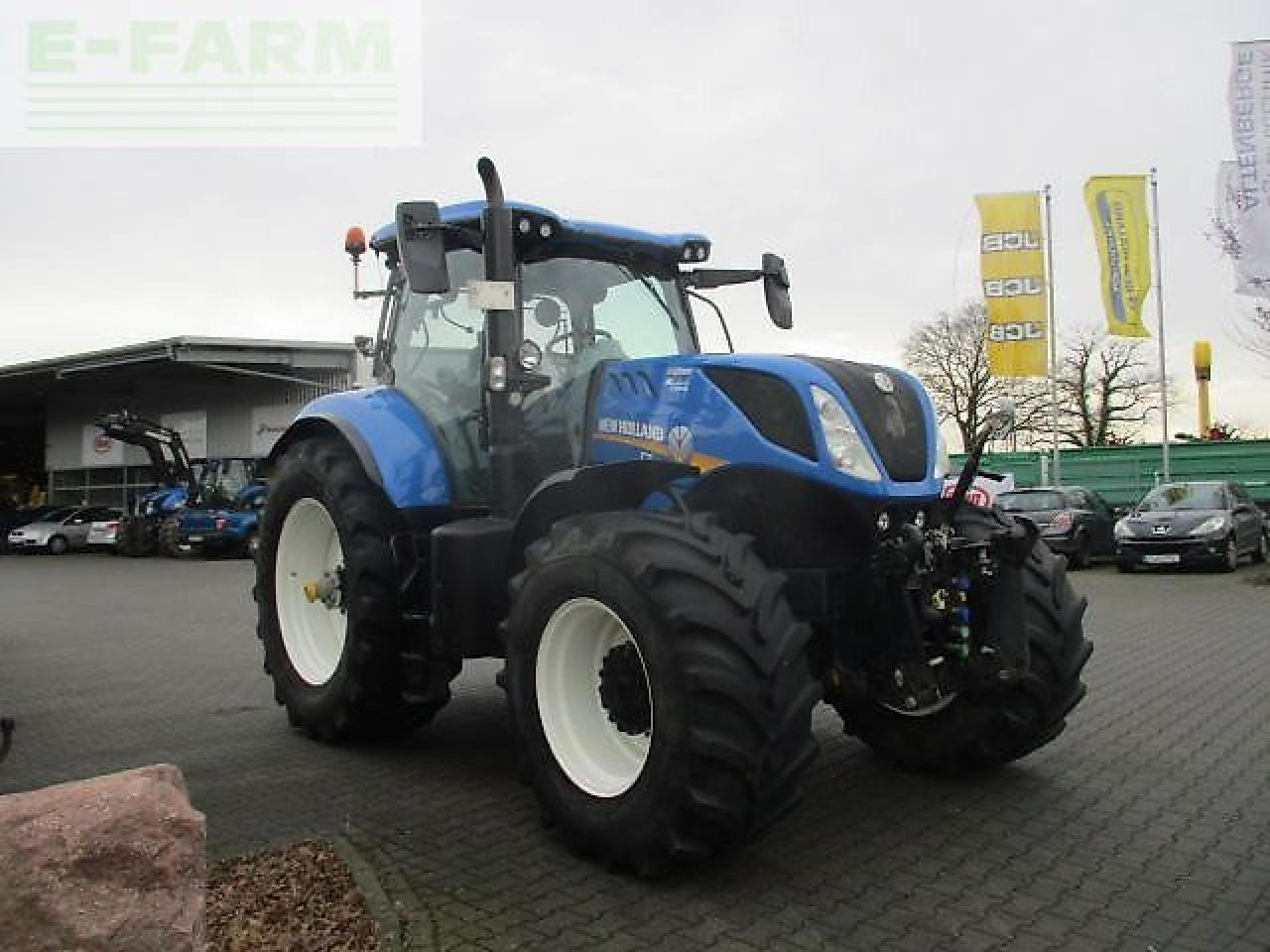 New Holland t7.230 ac - Traktör: fotoğraf 4 New Holland t7.230 ac - Traktör: fotoğraf 4