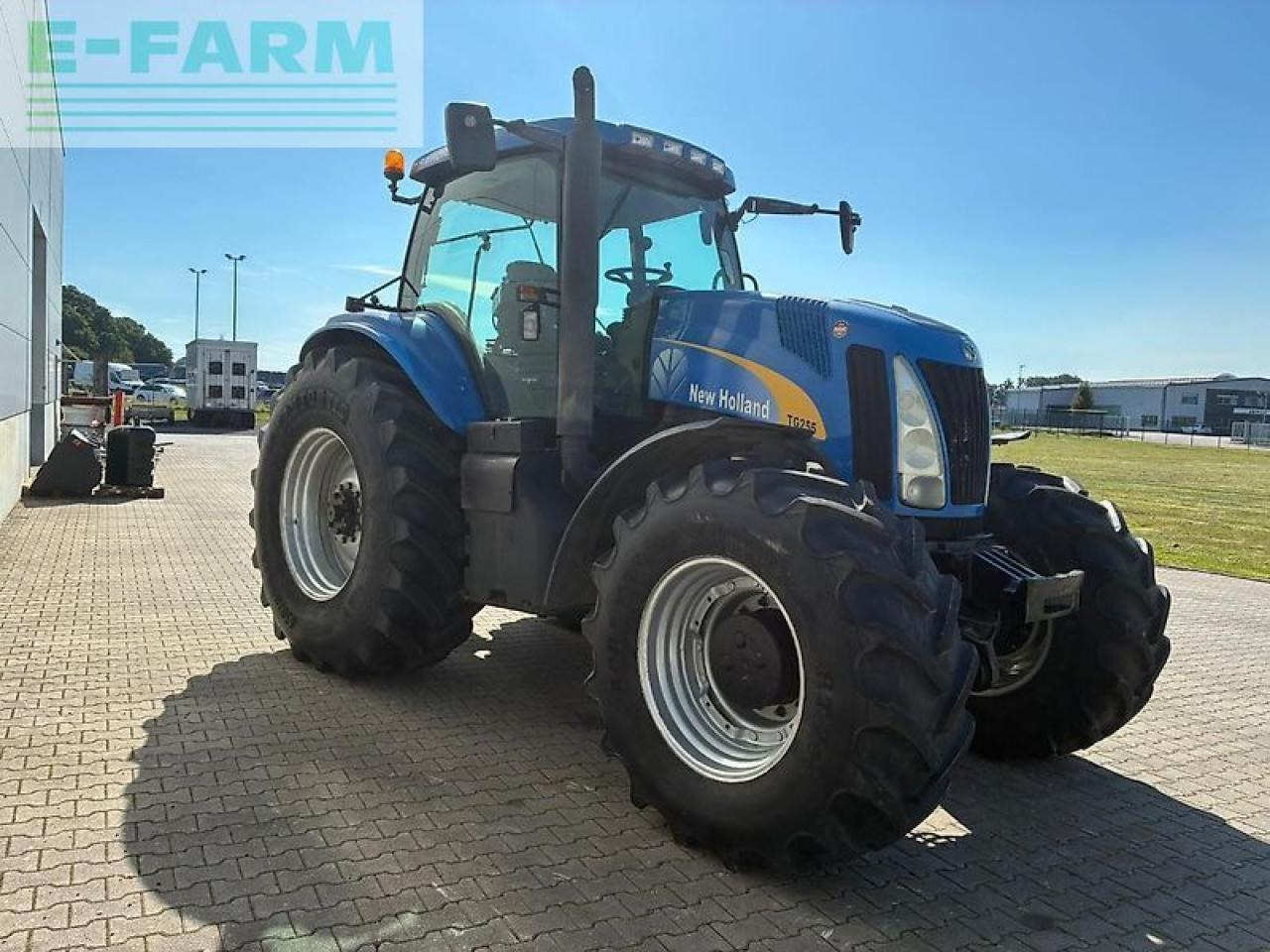 New Holland tg 255 - Traktör: fotoğraf 4 New Holland tg 255 - Traktör: fotoğraf 4