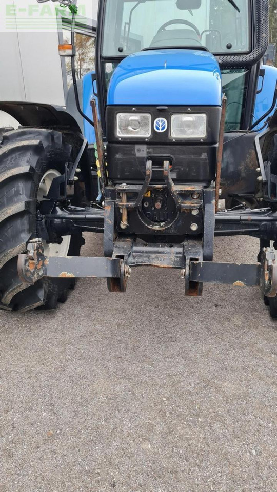 New Holland tl100 (4wd) - Traktör: fotoğraf 5 New Holland tl100 (4wd) - Traktör: fotoğraf 5