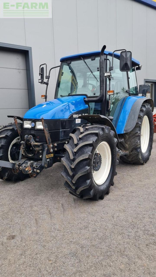 New Holland tl100 (4wd) - Traktör: fotoğraf 4 New Holland tl100 (4wd) - Traktör: fotoğraf 4