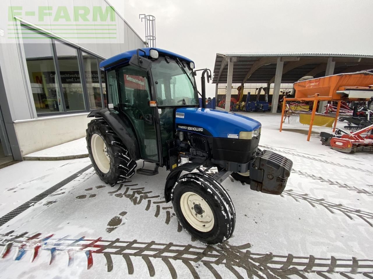 New Holland tn-d 55 D - Traktör: fotoğraf 3 New Holland tn-d 55 D - Traktör: fotoğraf 3