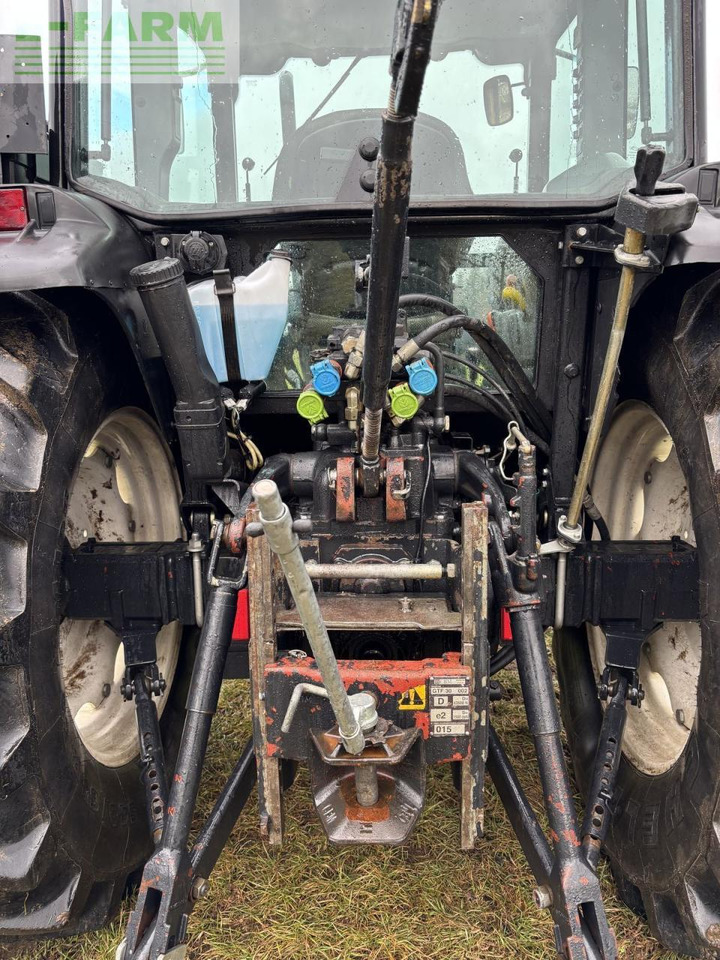 Traktör New Holland tn-d 70 D: fotoğraf 12 Traktör New Holland tn-d 70 D: fotoğraf 12