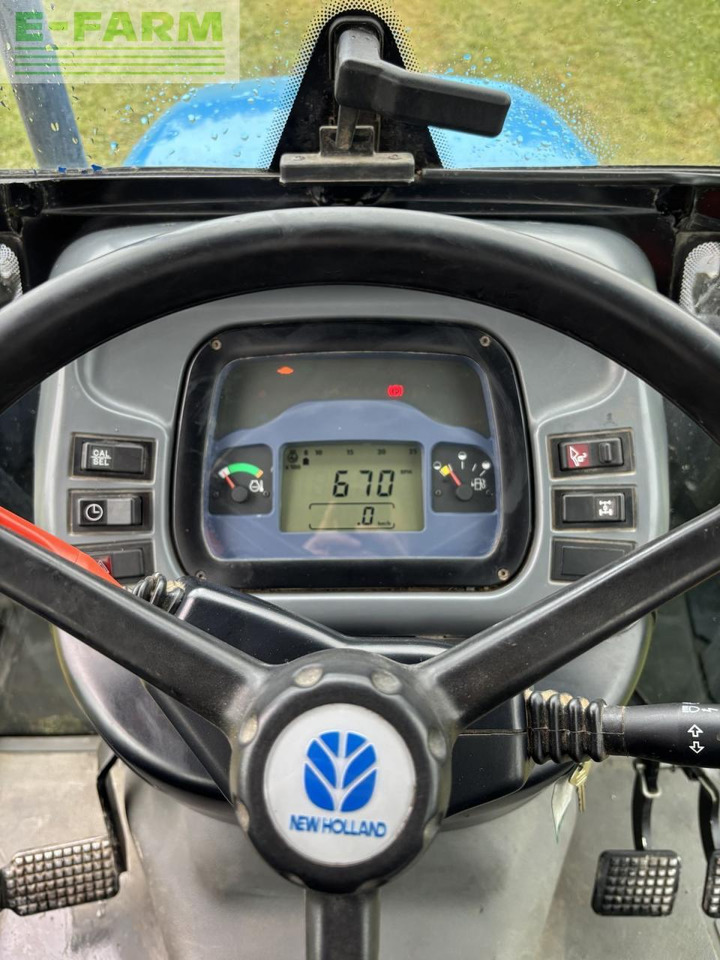 Traktör New Holland tn-d 70 D: fotoğraf 15 Traktör New Holland tn-d 70 D: fotoğraf 15