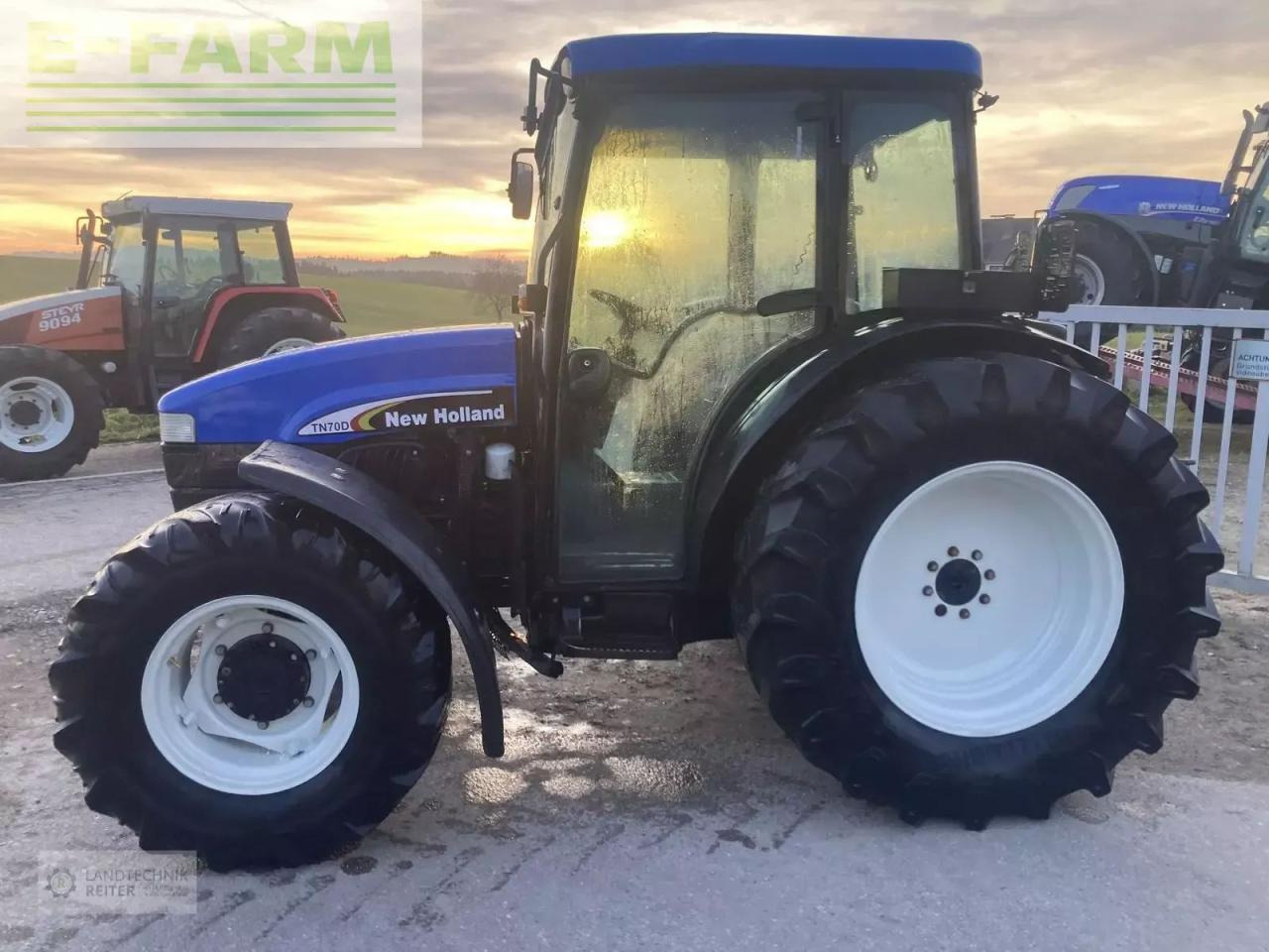 New Holland tn-d 70 a D - Traktör: fotoğraf 5 New Holland tn-d 70 a D - Traktör: fotoğraf 5