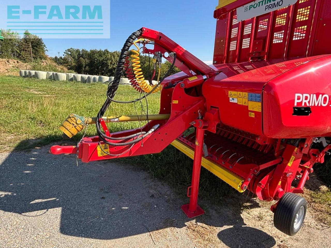 Pöttinger primo 501 - Damperli traktör römorku: fotoğraf 2 Pöttinger primo 501 - Damperli traktör römorku: fotoğraf 2