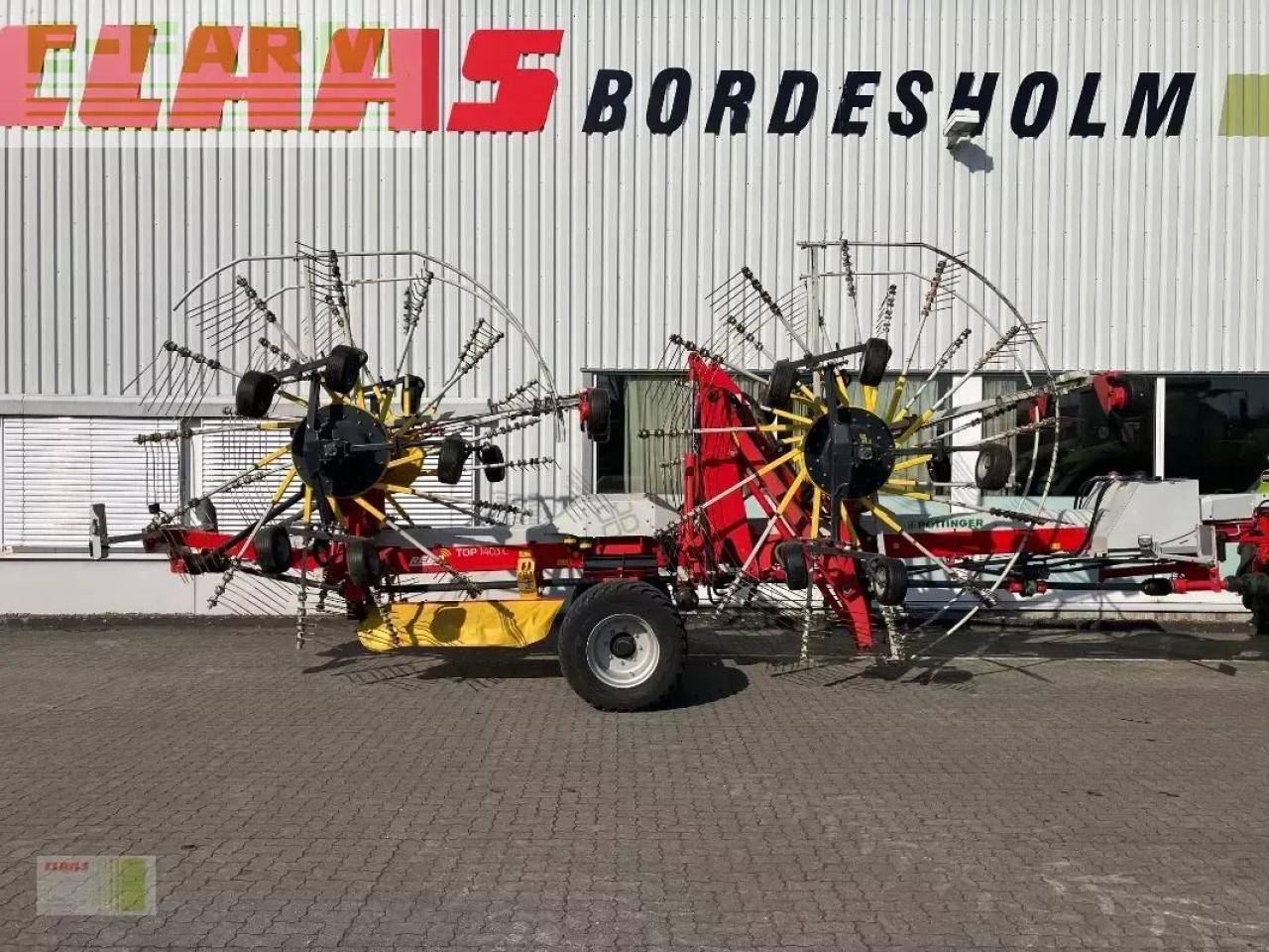 Pöttinger top 1403 c - Ot toplama tırmığı: fotoğraf 1 Pöttinger top 1403 c - Ot toplama tırmığı: fotoğraf 1