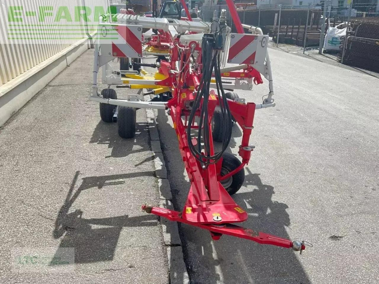 Pöttinger top 632 a - Ot toplama tırmığı: fotoğraf 5 Pöttinger top 632 a - Ot toplama tırmığı: fotoğraf 5