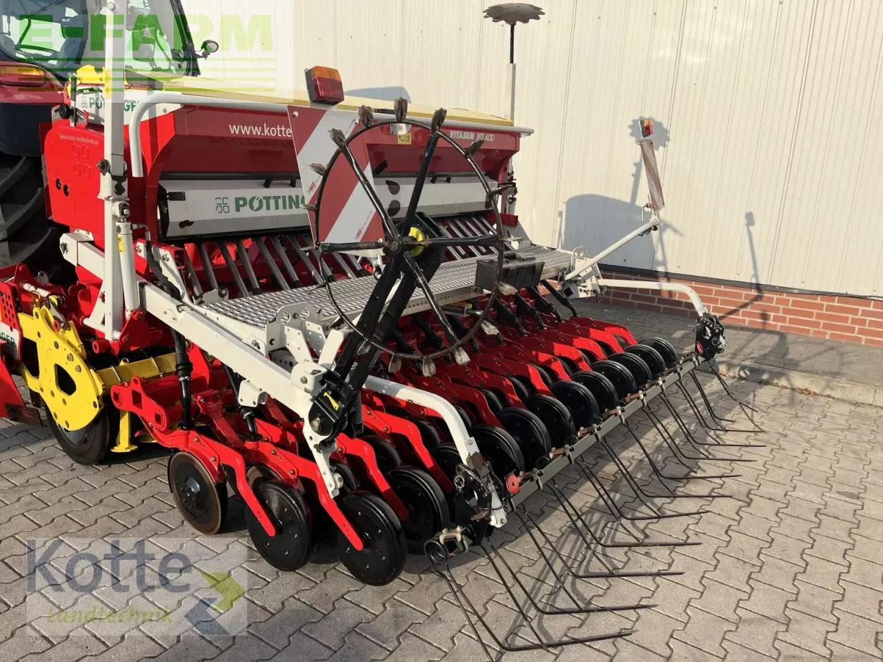 Pöttinger vitasem 302 add - Kombine ekim makinesi: fotoğraf 2 Pöttinger vitasem 302 add - Kombine ekim makinesi: fotoğraf 2
