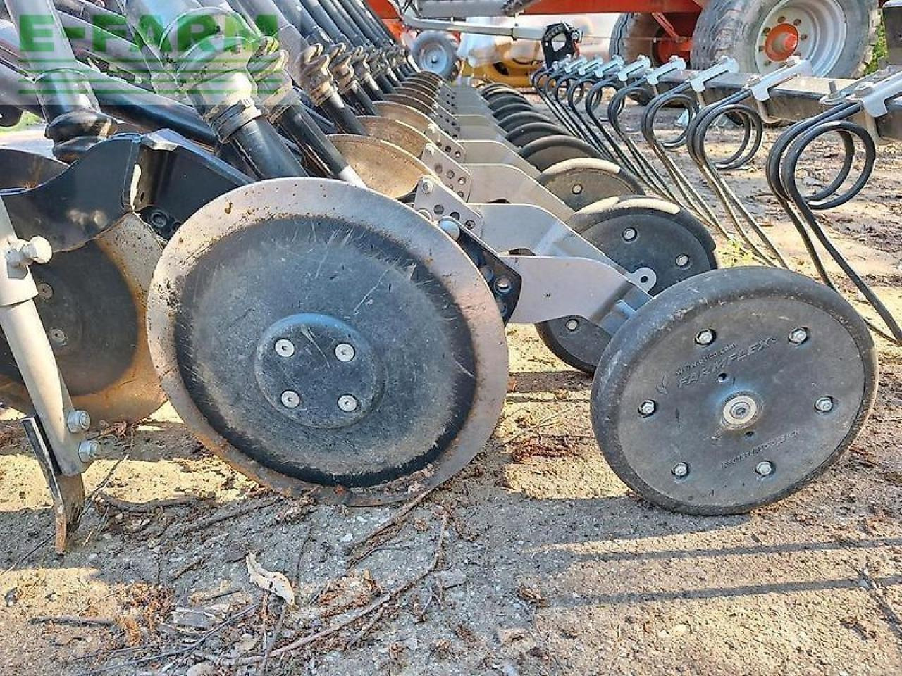 Pöttinger vitasem 302 drillmaschine sämaschine scheibenschare - Ekim makinesi: fotoğraf 5 Pöttinger vitasem 302 drillmaschine sämaschine scheibenschare - Ekim makinesi: fotoğraf 5