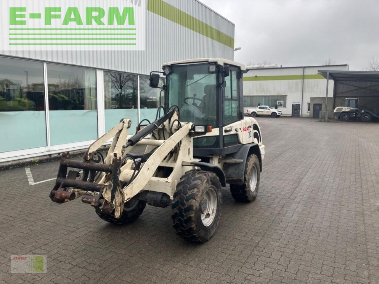 Schaeff skl 824 - Mini ekskavatör: fotoğraf 4 Schaeff skl 824 - Mini ekskavatör: fotoğraf 4