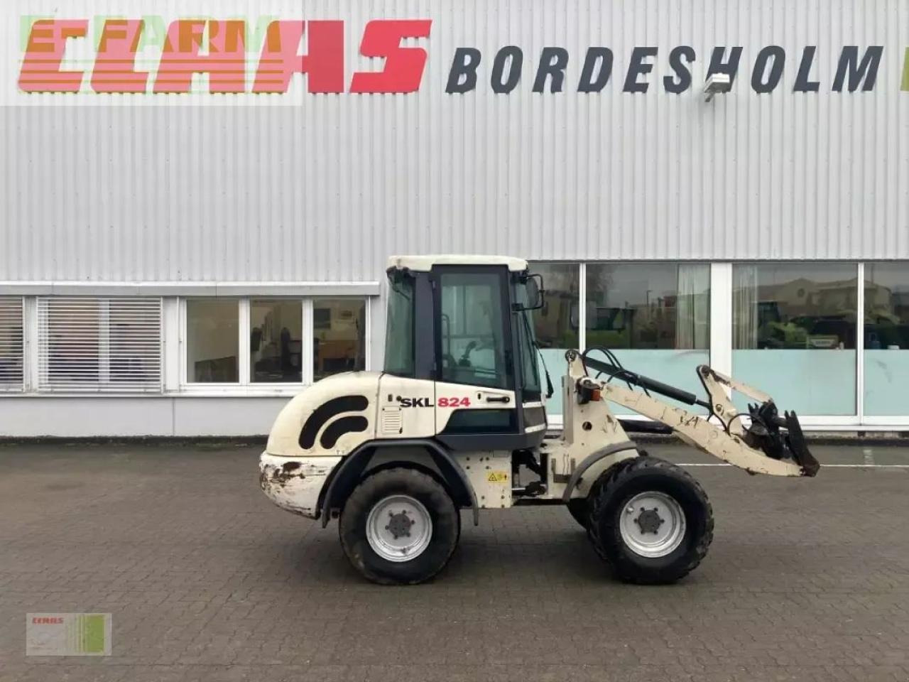 Schaeff skl 824 - Mini ekskavatör: fotoğraf 4 Schaeff skl 824 - Mini ekskavatör: fotoğraf 4