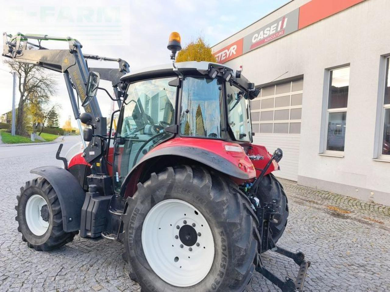 Steyr 4095 kompakt et profi - Traktör: fotoğraf 4 Steyr 4095 kompakt et profi - Traktör: fotoğraf 4