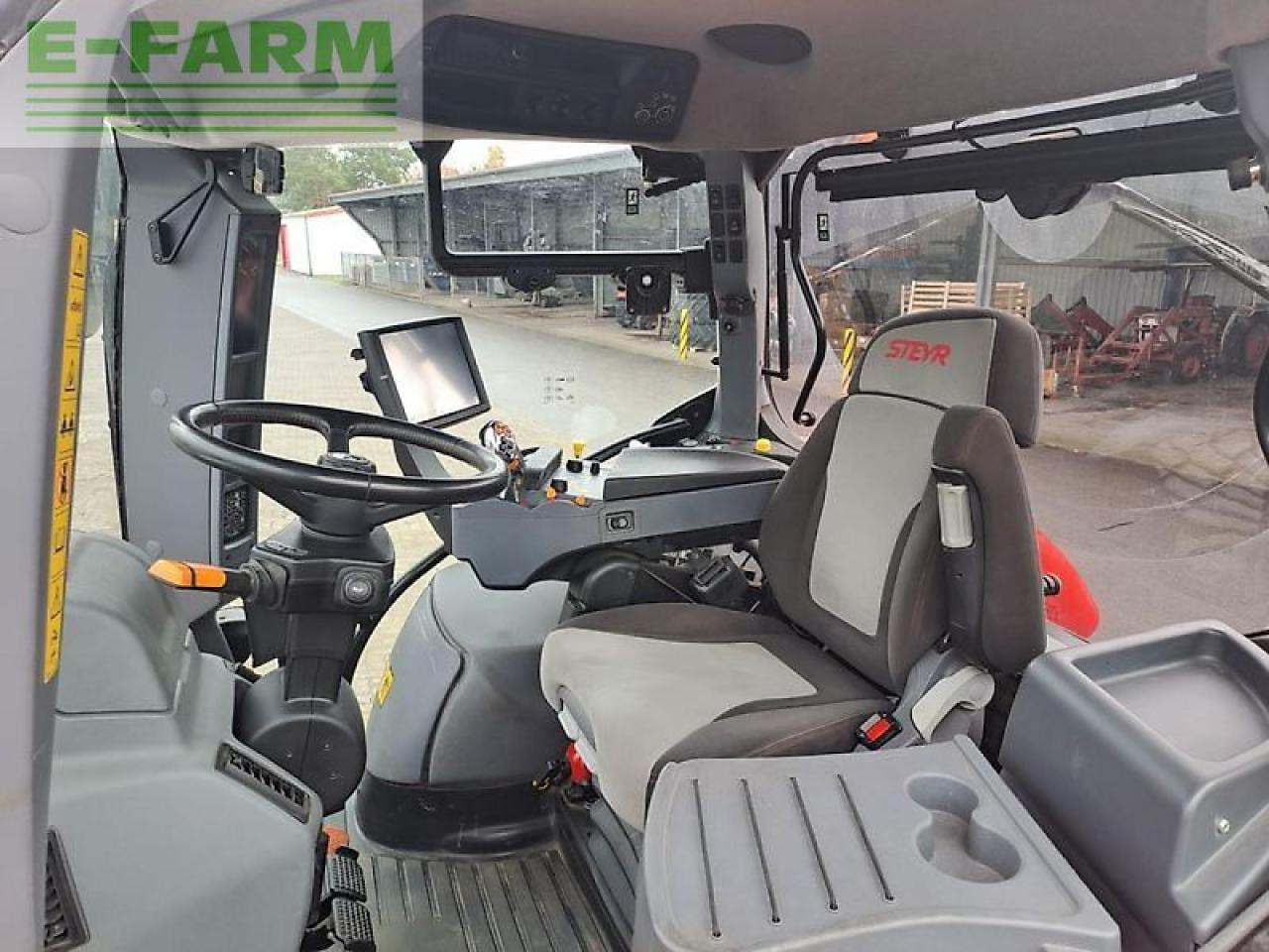 Steyr absolut cvt 6240 CVT - Traktör: fotoğraf 3 Steyr absolut cvt 6240 CVT - Traktör: fotoğraf 3