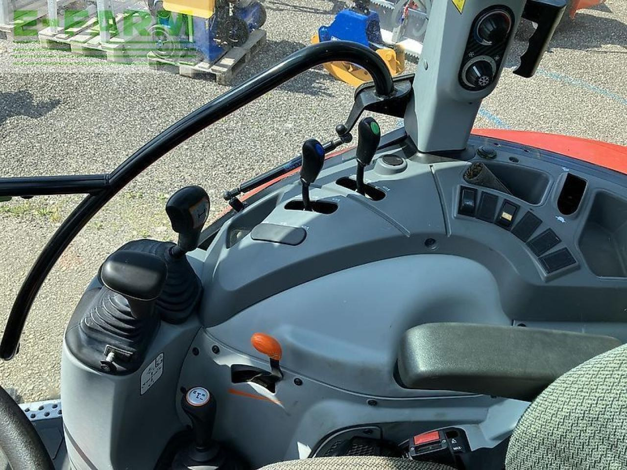 Traktör Steyr kompakt 4065 s tier3 S: fotoğraf 8 Traktör Steyr kompakt 4065 s tier3 S: fotoğraf 8