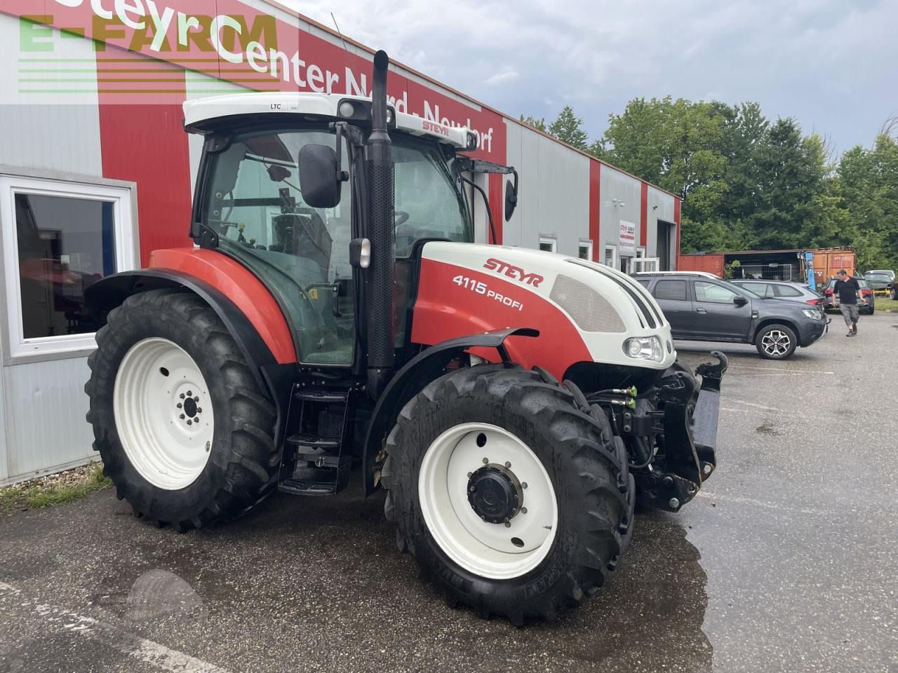 Steyr profi 4115 komfort - Traktör: fotoğraf 1 Steyr profi 4115 komfort - Traktör: fotoğraf 1