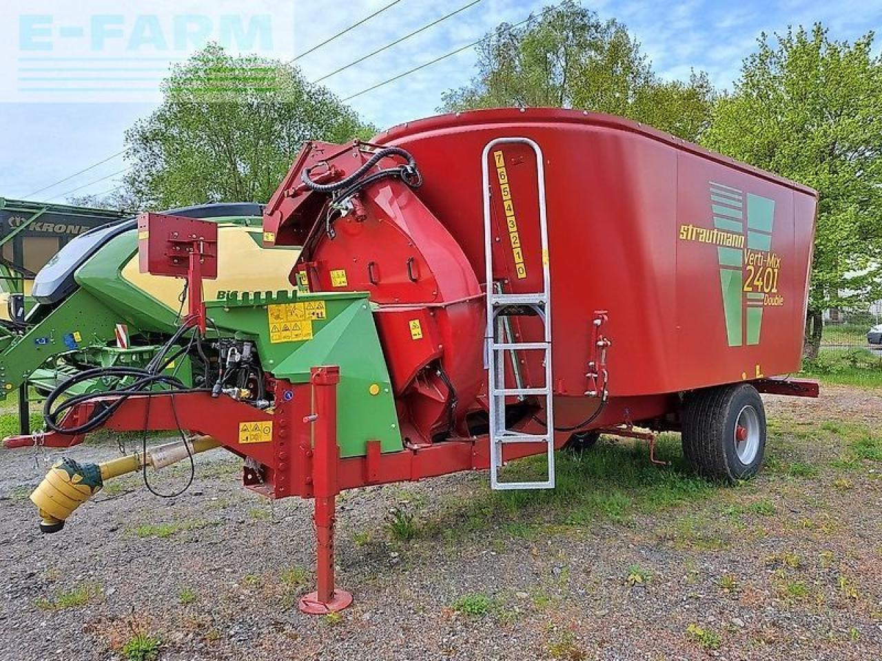 Strautmann verti mix 2401 double - Hayvancılık ekipmanları: fotoğraf 1 Strautmann verti mix 2401 double - Hayvancılık ekipmanları: fotoğraf 1