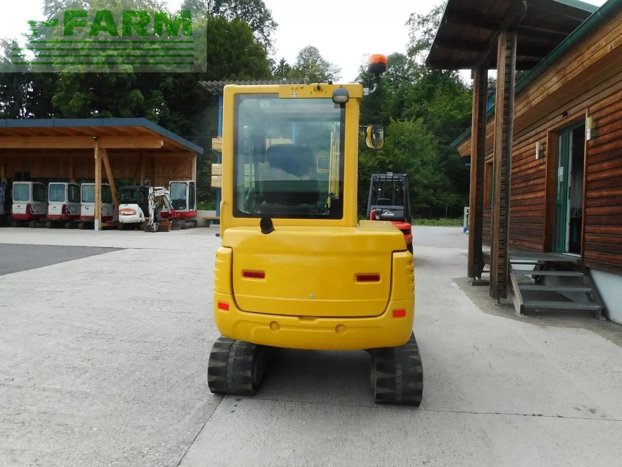 Takeuchi tb 235 ( 3.605kg ) powertilt + hydr. sw - Mini ekskavatör: fotoğraf 3 Takeuchi tb 235 ( 3.605kg ) powertilt + hydr. sw - Mini ekskavatör: fotoğraf 3